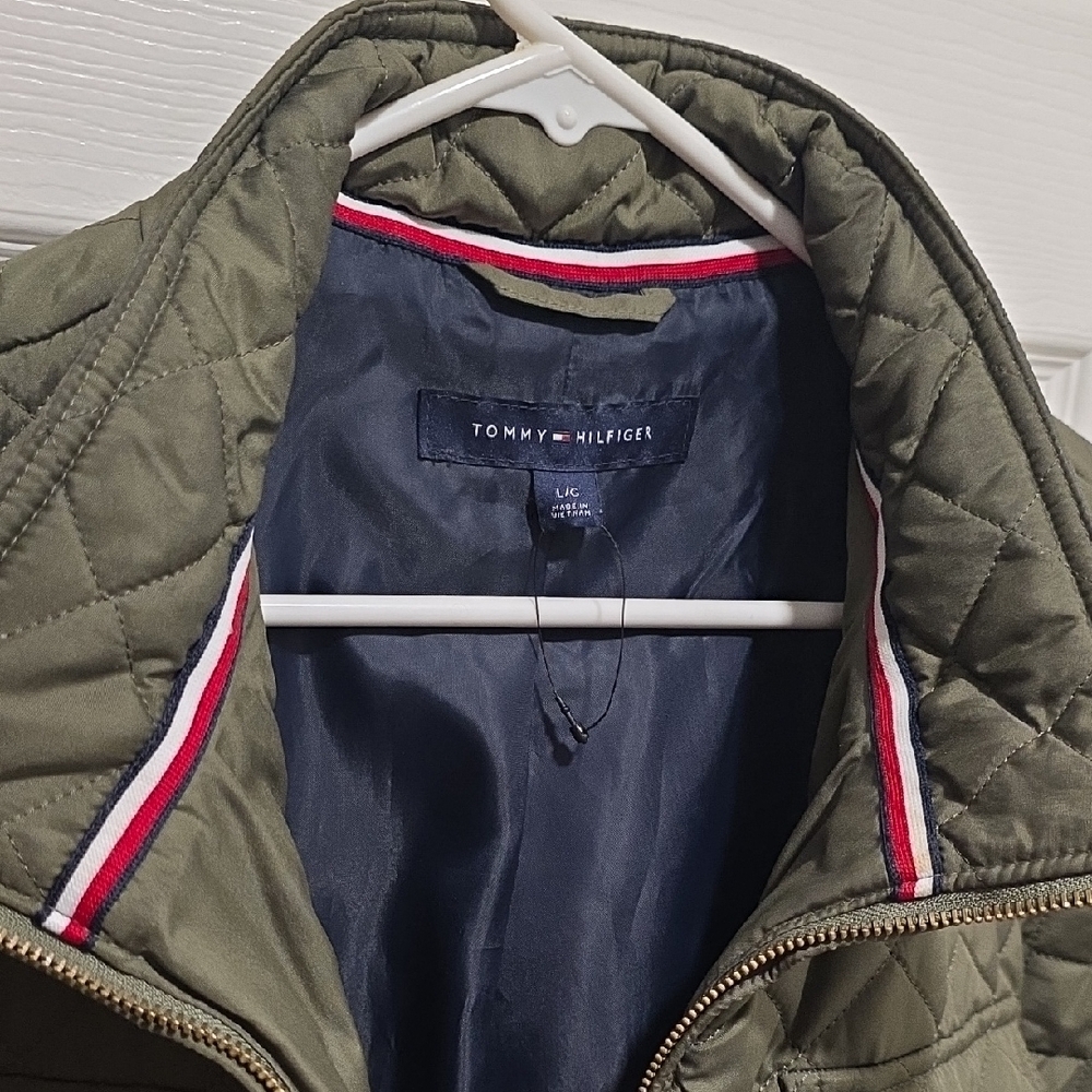 Tommy Hilfiger Women's Olive Quilted Jacket - Picture 4 of 16